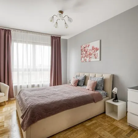 Gama Great Location & Famili 120m 2-12 People Apartment *